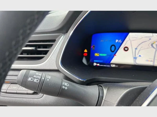 Renault Symbioz E-TECH (2025) — foto 10 van 26