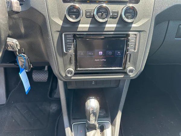 VOLKSWAGEN Caddy Maxi (2020) — foto 3 van 21