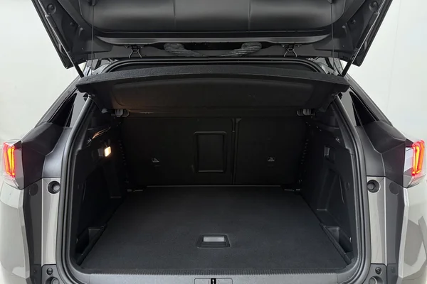 Peugeot 3008 (2024) — foto 14 van 18