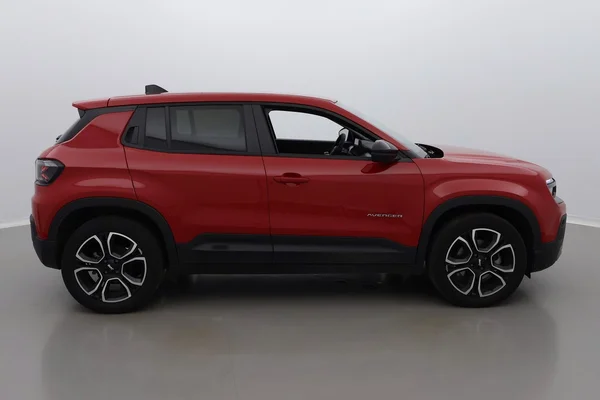 Jeep E-Avenger (2023) — foto 41 van 44
