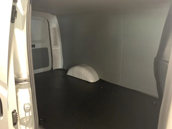 Maxus eDeliver3 (2023) — foto 2 van 20