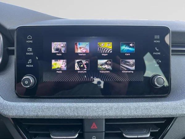 SKODA Kamiq (2025) — foto 3 van 20