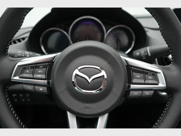 MAZDA MX-5 RF (2025) — foto 8 van 27