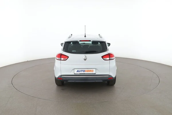 Renault Clio (2017) — foto 11 van 16
