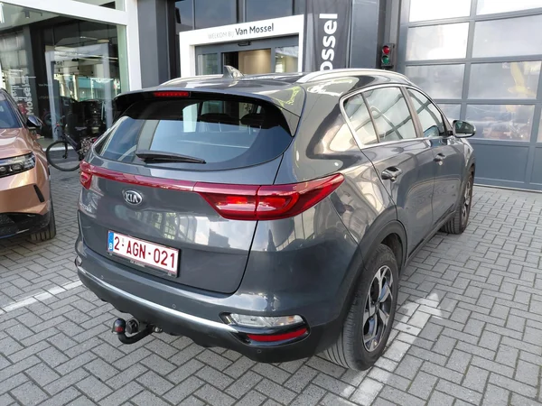 Kia Sportage (2021) — foto 9 van 13