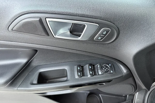 Ford Ecosport (2019) — foto 10 van 21