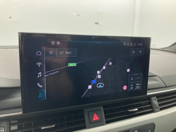 AUDI A4 Avant (2022) — foto 7 van 36