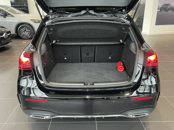 Mercedes-Benz A-Klasse (2024) — foto 21 van 23