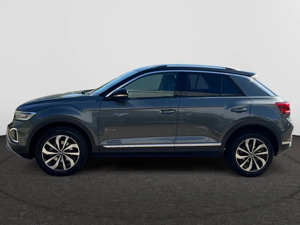 VOLKSWAGEN T-Roc (2023) — foto 24 van 24