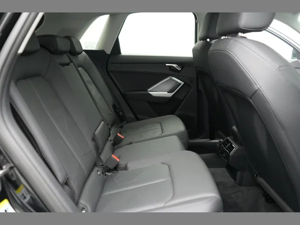 AUDI Q3 PHEV (2022) — foto 21 van 34