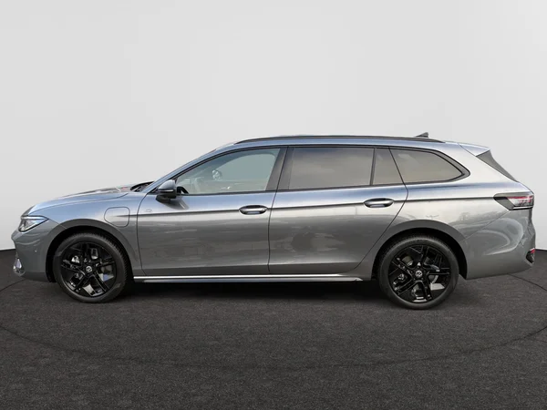 VOLKSWAGEN Passat Variant eHybrid (PHEV) (2026) — foto 12 van 24