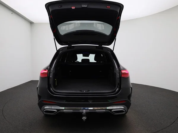 Mercedes-Benz GLC (2025) — foto 5 van 49