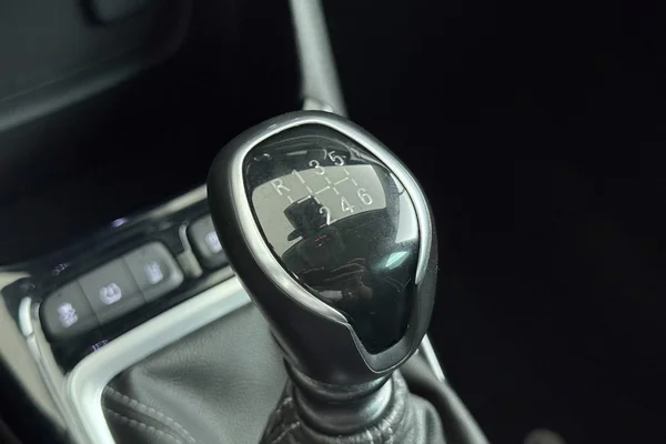Opel Crossland (2023) — foto 6 van 25