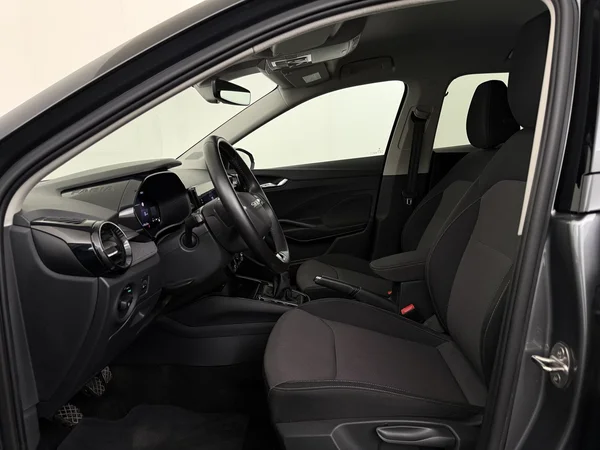 SKODA Fabia (2025) — foto 2 van 28
