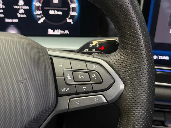 VOLKSWAGEN Tayron eHybrid (PHEV) (2025) — foto 9 van 25