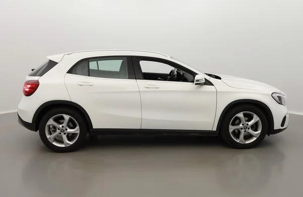 Mercedes-Benz GLA (X156) (2018) — foto 25 van 28