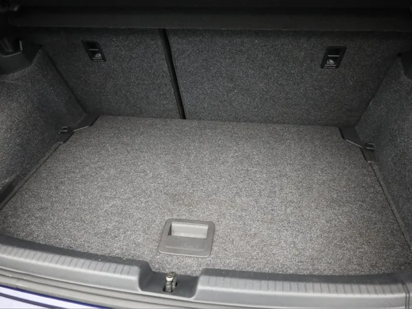 VOLKSWAGEN Polo (2021) — foto 2 van 20