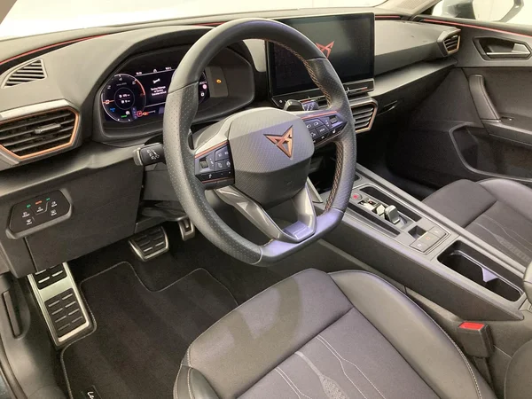 CUPRA Leon e-Hybrid (PHEV) (2024) — foto 36 van 37