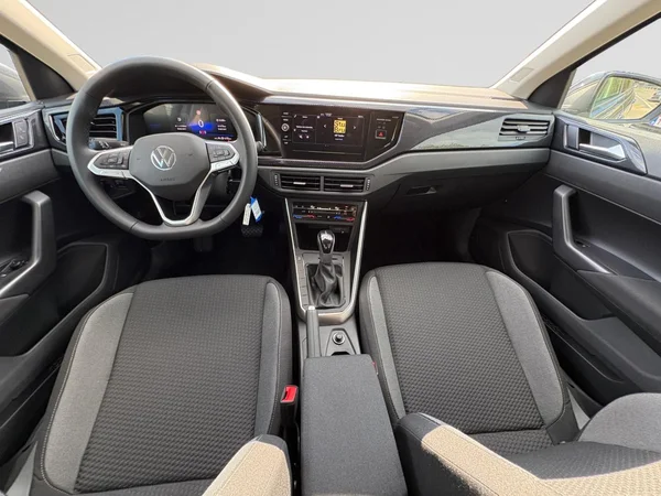 VOLKSWAGEN Polo (2026) — foto 2 van 24