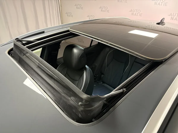 VOLKSWAGEN Tiguan (2025) — foto 5 van 16
