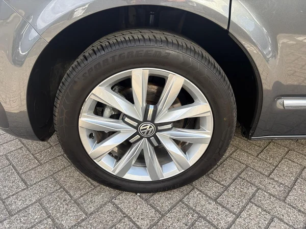 VOLKSWAGEN Multivan T6.1 Dsl (2021) — foto 22 van 22