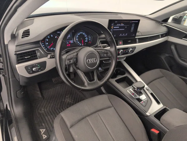 Audi A4 sw (2022) — foto 7 van 35