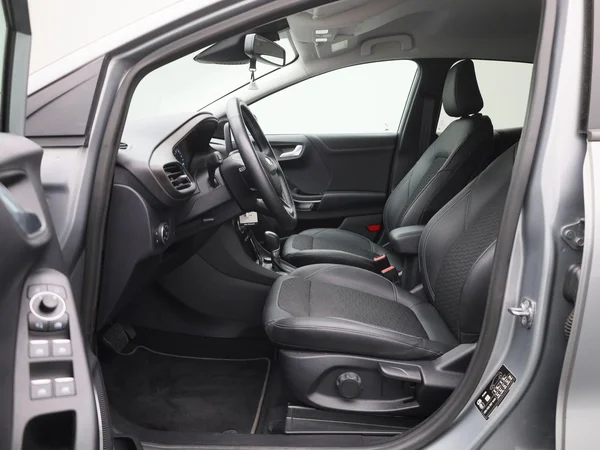 Ford Puma (2022) — foto 3 van 38