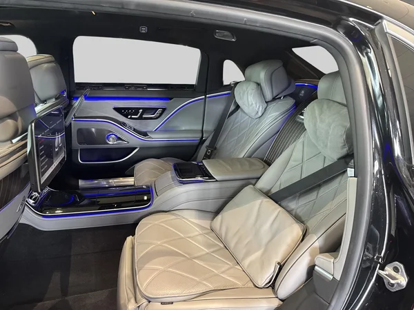 Mercedes-Benz Maybach (2021) — foto 10 van 40