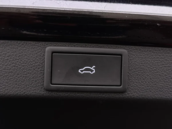 SKODA Octavia Combi (2025) — foto 5 van 19