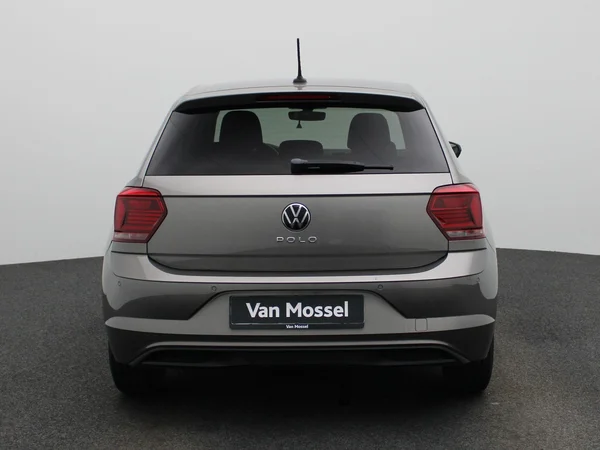 Volkswagen Polo (2021) — foto 37 van 40