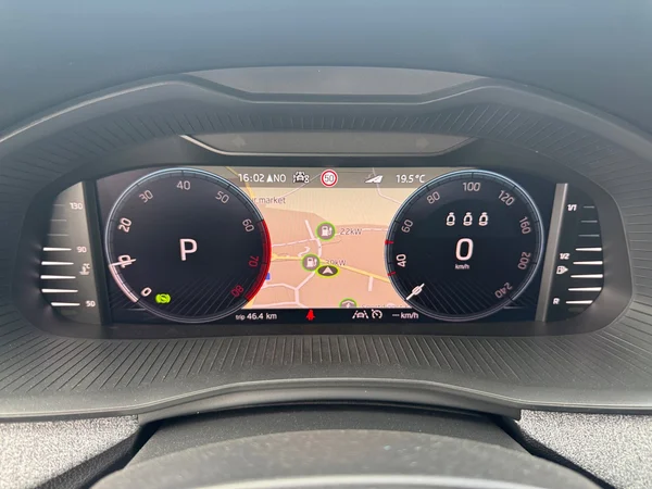 SKODA Kamiq (2026) — foto 3 van 18