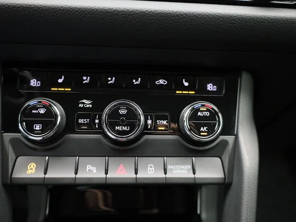 Škoda Kodiaq (2022) — foto 13 van 43
