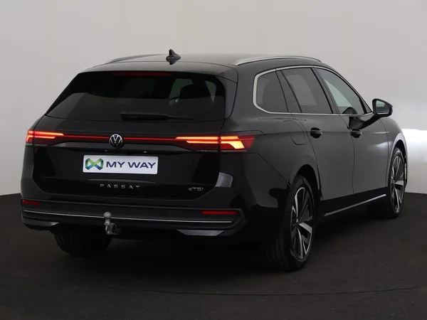 VOLKSWAGEN Passat SW (2025) — foto 10 van 19
