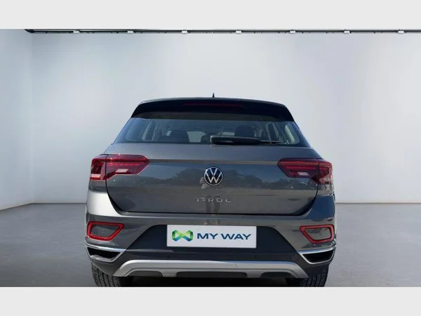 Volkswagen T-Roc (2023) — foto 24 van 29