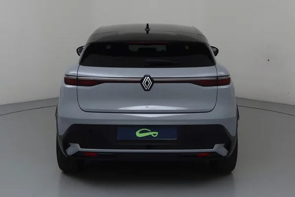 Renault E-Megane E-Tech (2022) — foto 30 van 35