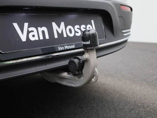 Mercedes-Benz EQA (2023) — foto 10 van 45