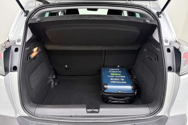 Opel Crossland (2023) — foto 2 van 25