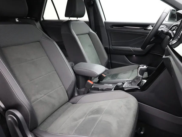 VOLKSWAGEN T-Roc (2023) — foto 6 van 22
