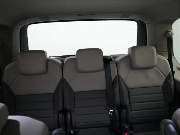 VOLKSWAGEN Multivan T7 Long eHybrid (PHEV) (2026) — foto 6 van 55