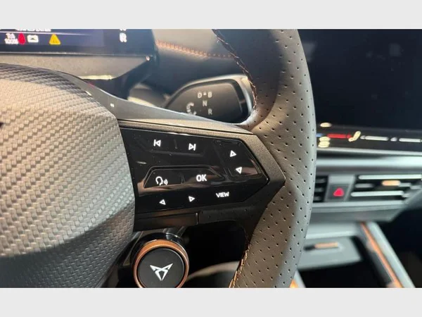 Cupra Born (2025) — foto 15 van 29