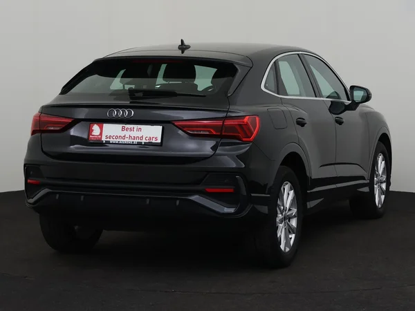 AUDI Q3 (2022) — foto 23 van 31