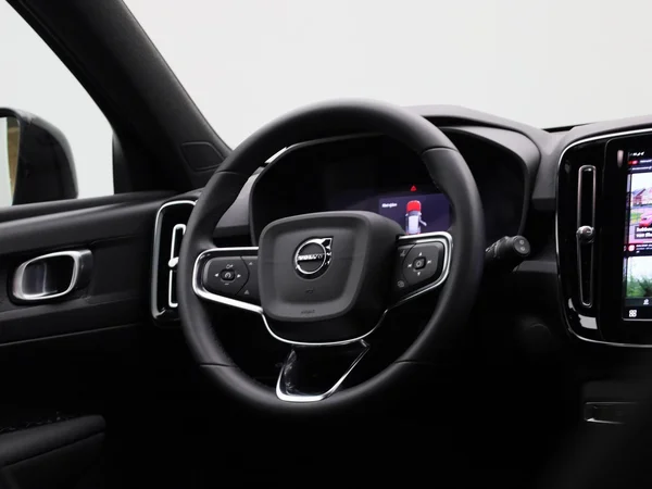 Volvo XC40 (2023) — foto 30 van 41
