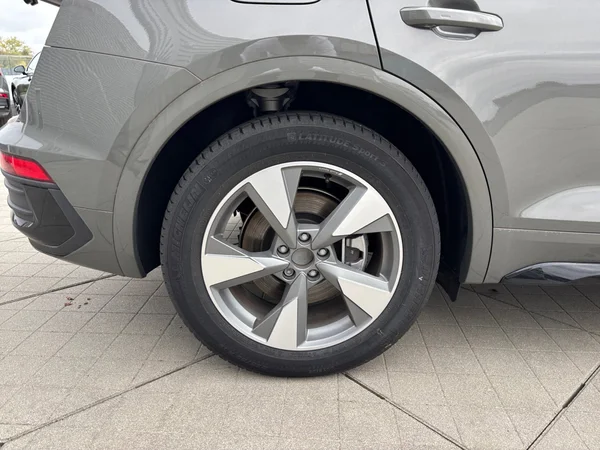AUDI Q5 Sportback (2025) — foto 11 van 19