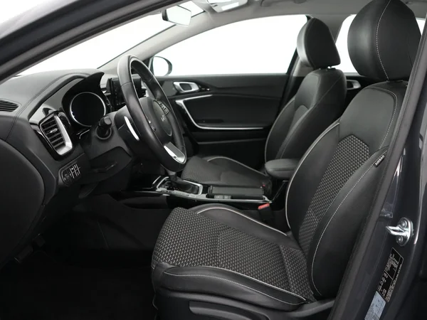 Kia Ceed (2024) — foto 3 van 19