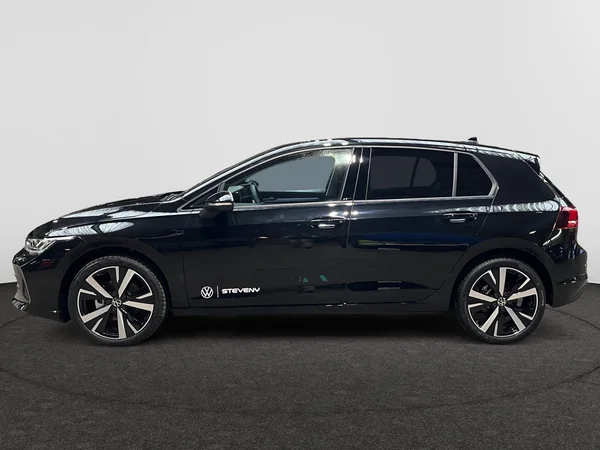VOLKSWAGEN Golf VIII (2025) — foto 6 van 13