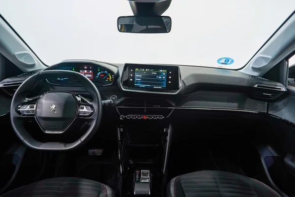 Peugeot E-208 (2023) — foto 3 van 43