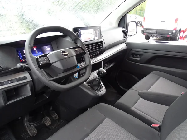 Opel Vivaro (2025) — foto 3 van 22