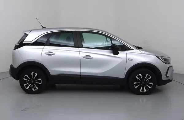 Opel Crossland (2023) — foto 22 van 25