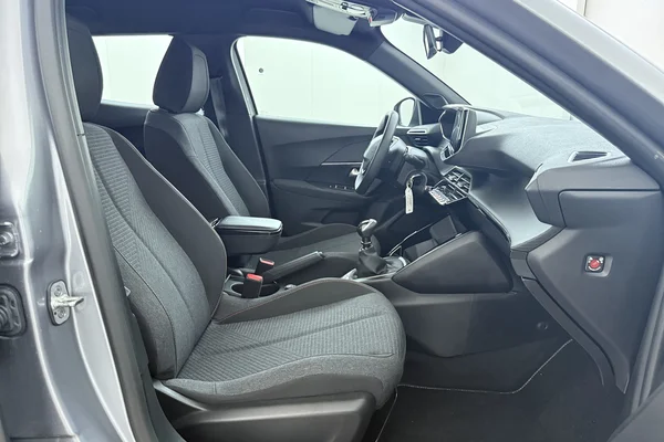 Peugeot 2008 (2025) — foto 14 van 16