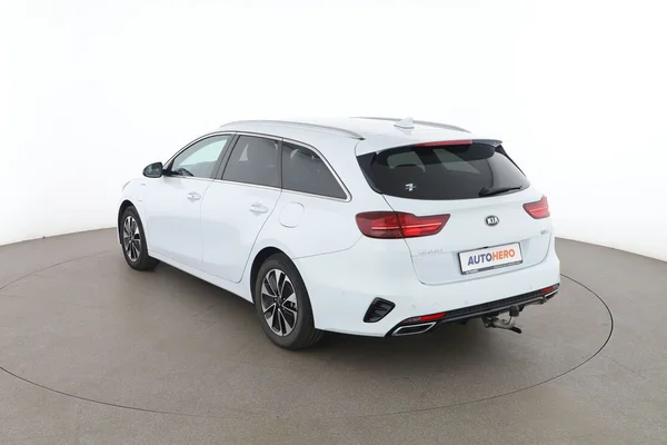 Kia cee'd (2020) — foto 10 van 16